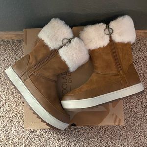 UGG Waterproof Koolaburra Tynlee Snow Boot Sz 8
